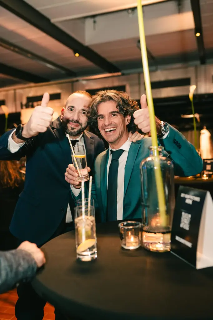 Gäste Drinks Abend, Milestone
