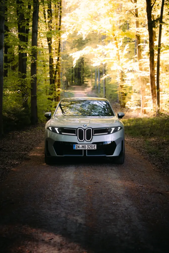 BMW iX3 für Autohaus Hofmann