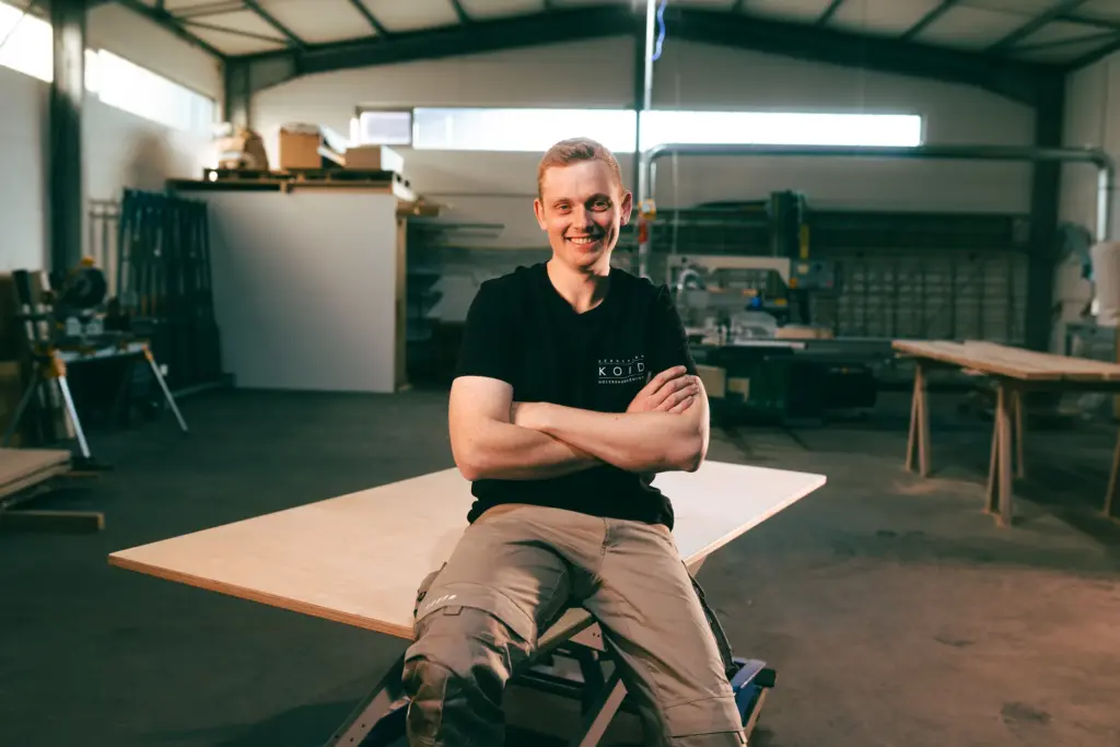 Porträt in der Werkstatt von Koid Holzbauelemente